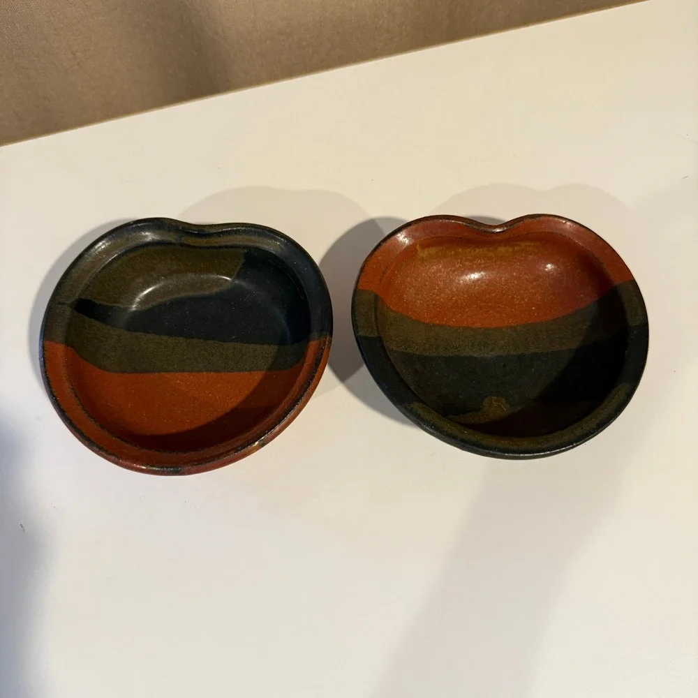 Signed Studio Pottery Pinched Edge MCM Bowls Set of 2 Earthy Glaze Small Dishes